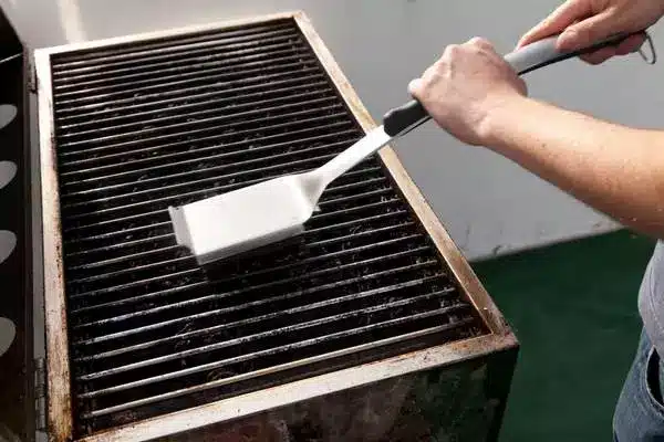 how to prevent grill from rusting